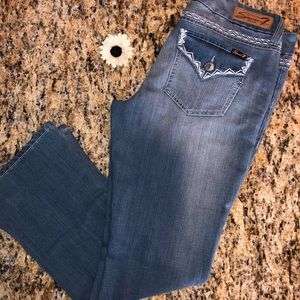 SOLD 🚫 Seven7 Jeans Rocker Slim Jeans